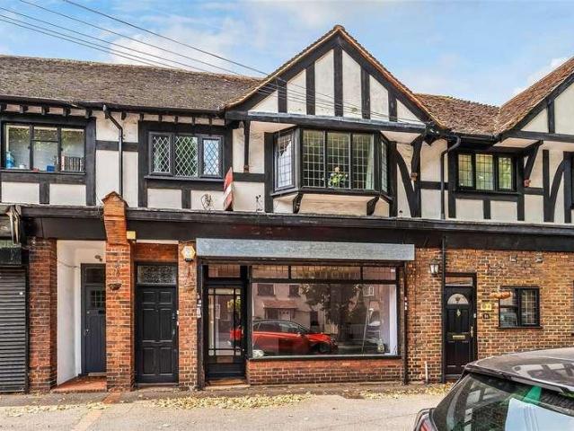 House for sale in The Wrythe, Greater London