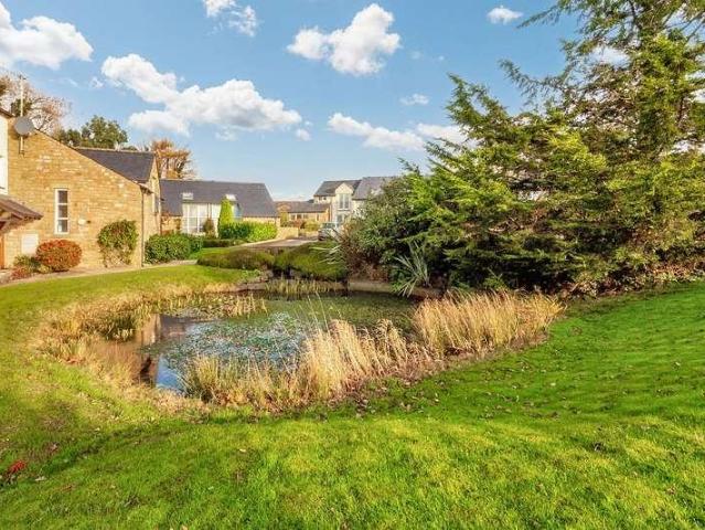 House for sale in Cowan Bridge, Bare