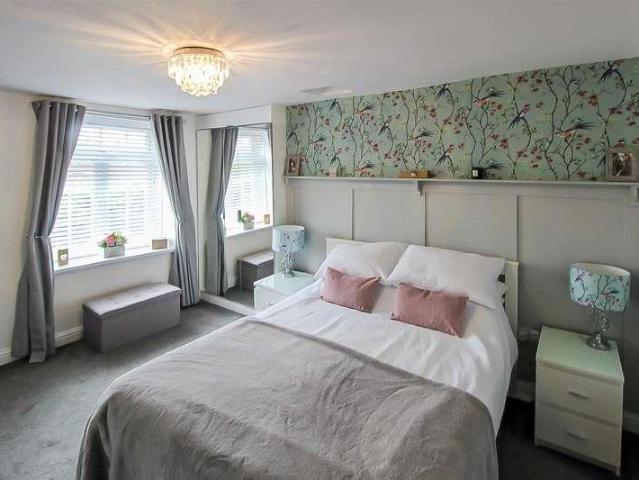 House for sale in Lofthouse, West Yorkshire