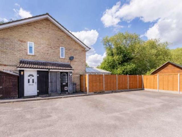 House for sale in Colnbrook with Poyle, Slough