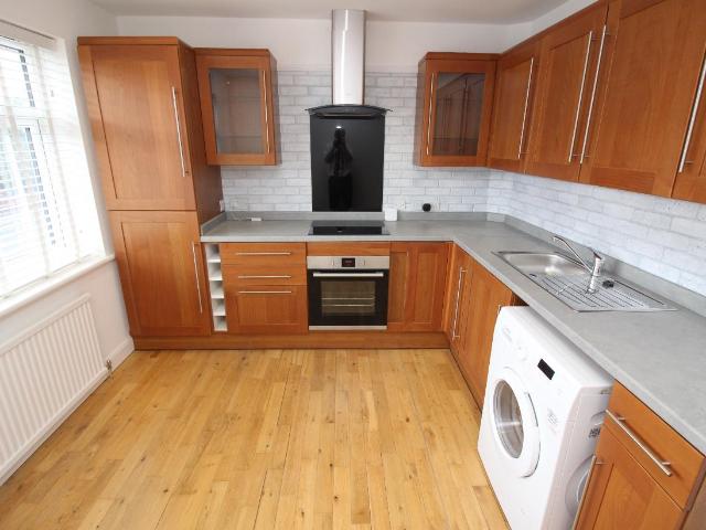 House for sale in Worcester Park, Greater London