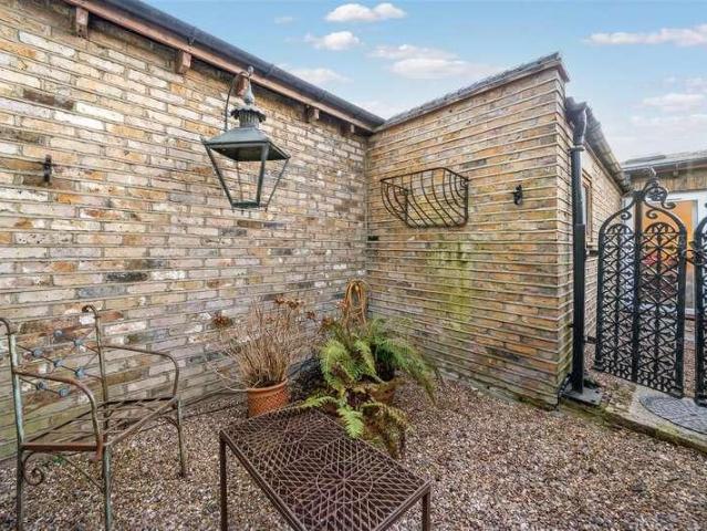 House for sale in London Borough of Hounslow, Greater London