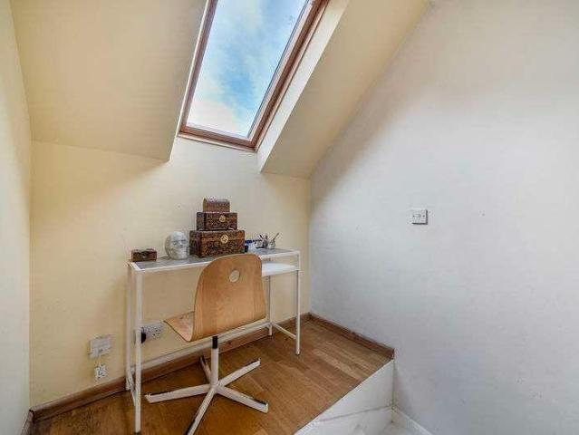 House for sale in Silvertown, Greater London