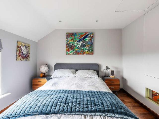House for sale in The Butts, Kent