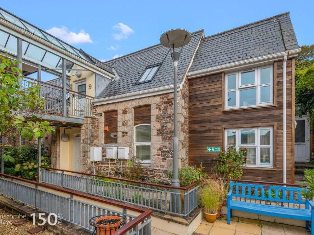 House for sale in Strode, Devon