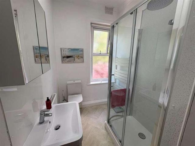 House for sale in Broad Folds, Clayton