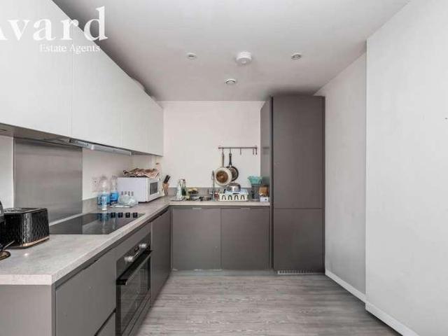 Flat for sale in Round Hill, Brighton & Hove