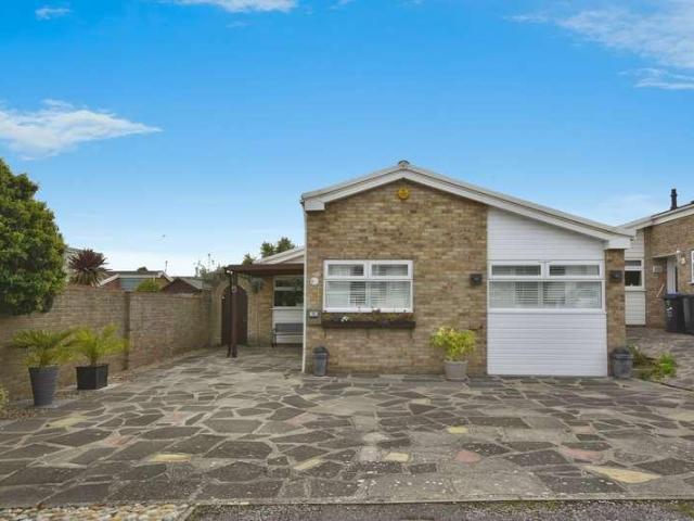 House for sale in Acol, Kent