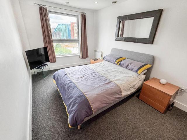 House for sale in Richmond Hill, West Yorkshire