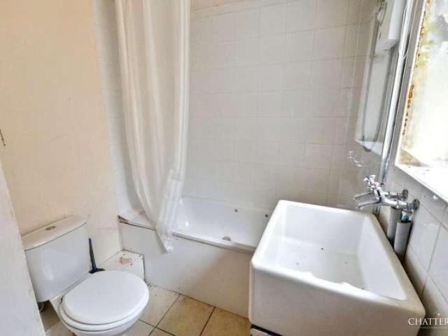 House for sale in Crookhill, Worcestershire