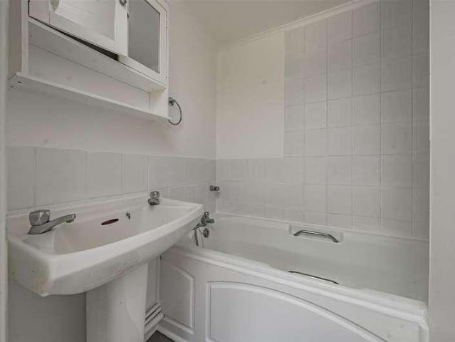 House for sale in Clewer Village, Windsor