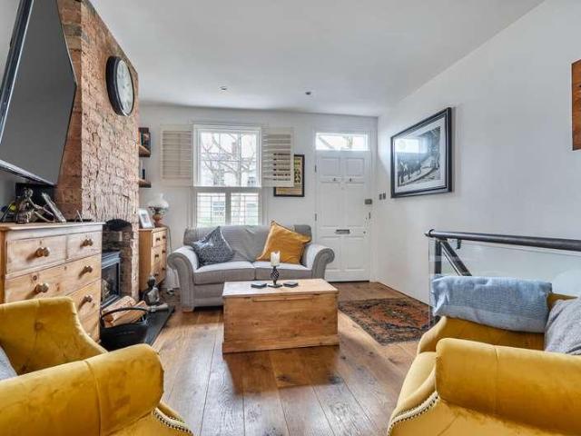 House for sale in Golden Valley, Gloucestershire