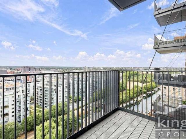 House for sale in Tottenham Hale, Greater London
