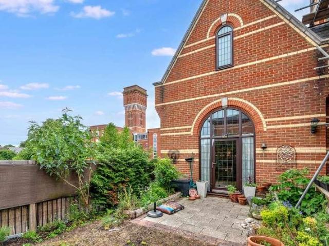 House for sale in The Bridge, Kent