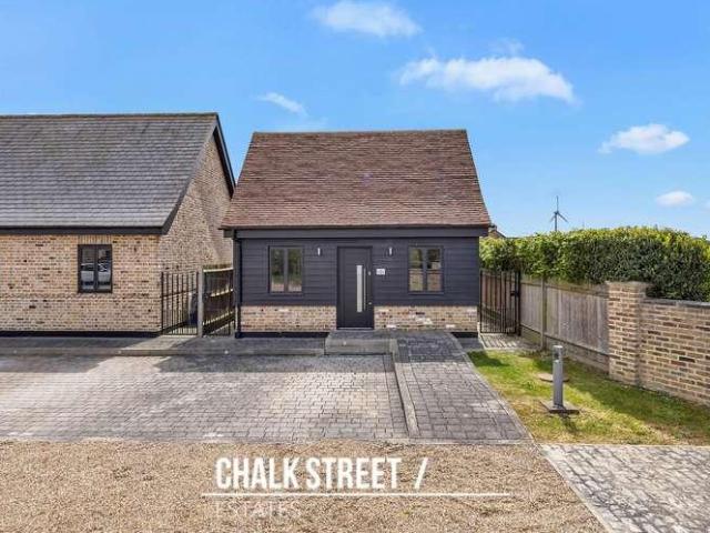 House for sale in South Ockendon, Essex