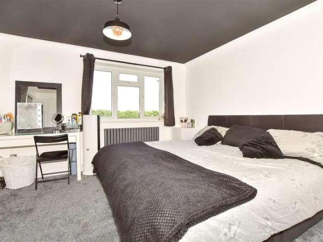 House for sale in Middle Deal, Ash