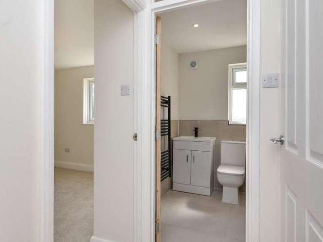 House for sale in Southend-on-sea, North Shoebury