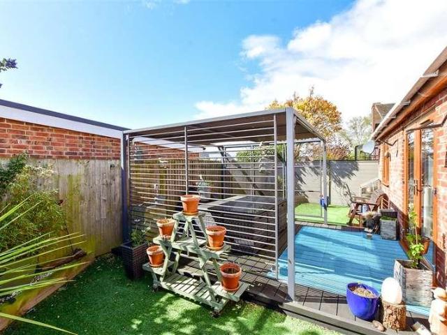 House for sale in Prinsted, Littlecote
