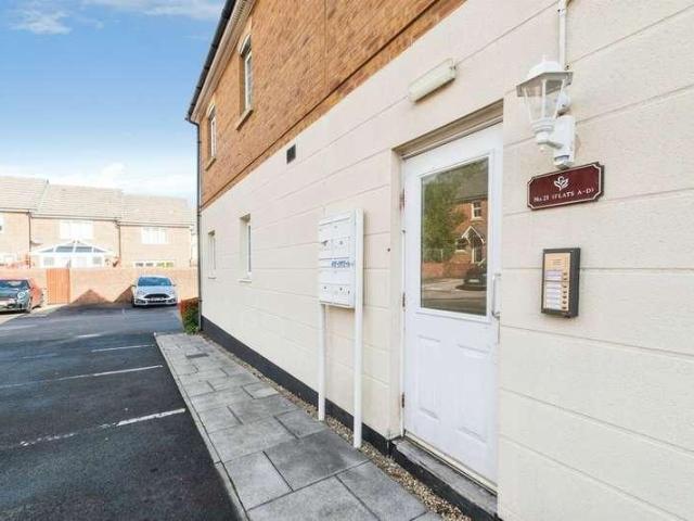 House for sale in Tredomen, Gelligaer