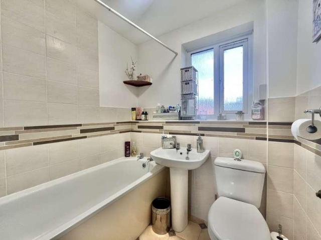 House for sale in College Town, Sandhurst
