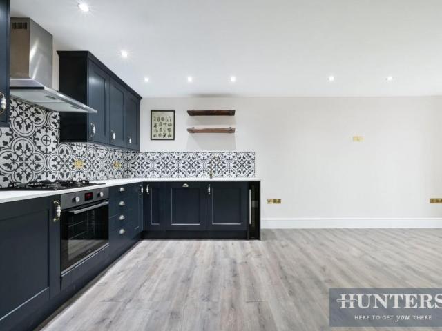 House for sale in Worcester Park, Greater London