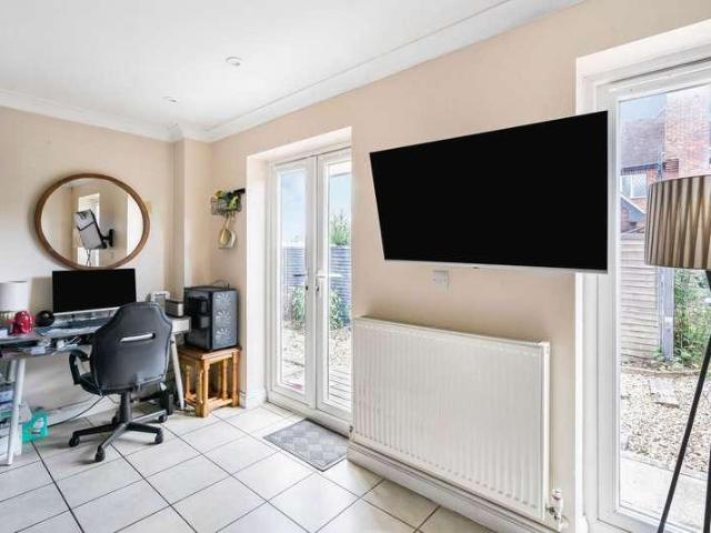 House for sale in Wrecclesham, Fole