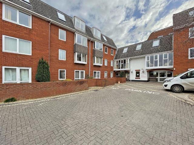 House for sale in Watergate, Devon