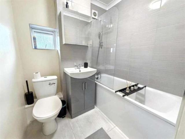 House for sale in Beckton, Greater London