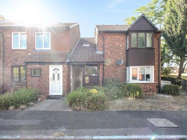 House for sale in Yeading, Greater London
