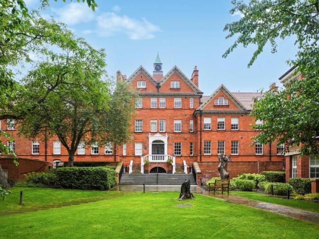 House for sale in West Hampstead, Greater London
