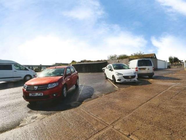 House for sale in Lavernock, Wales