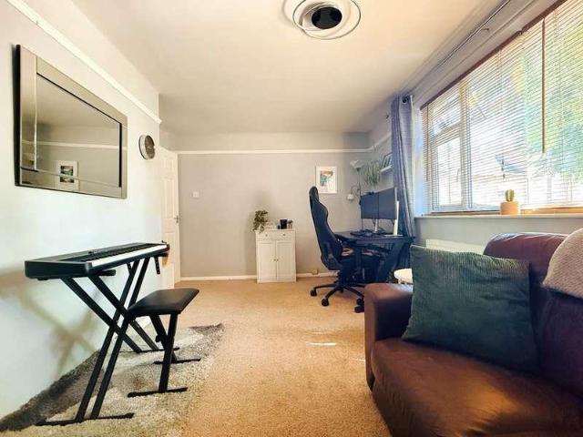 House for sale in Holgate, High Field