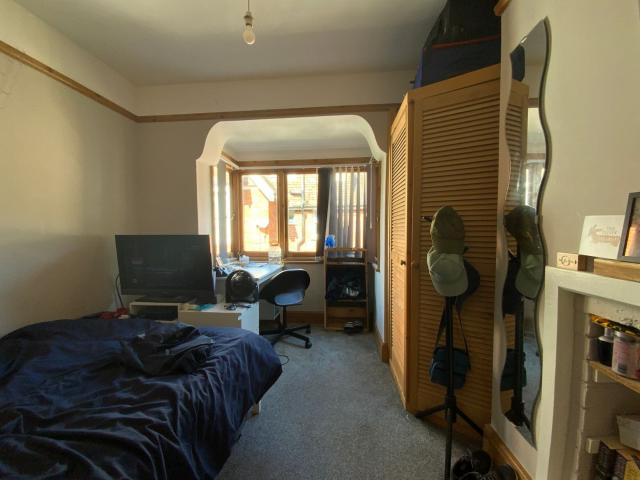 Room for rent in Totteridge, Cressex