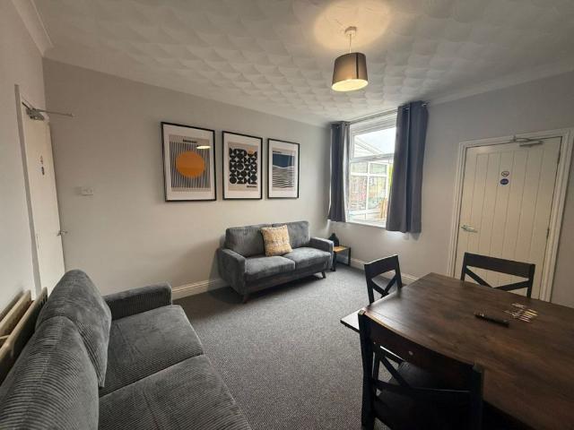 Room for rent in Ardsley, Barnsley