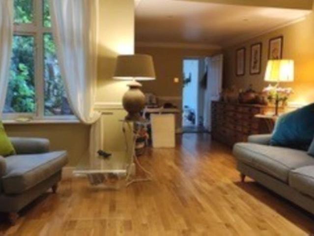 House for rent in Kew, Greater London