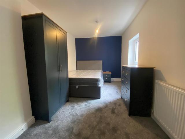 Room for rent in Deepdale, Higher Bartle