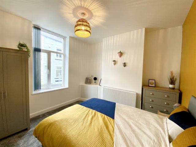 Room for rent in Rose Hill, Burnley