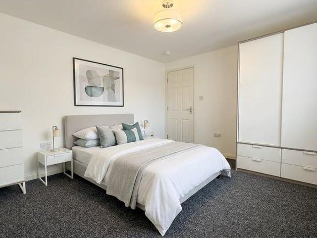 House for rent in Fairlop, Greater London