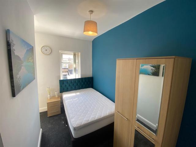 Room for rent in Rose Hill, Burnley