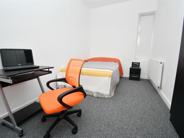 Room for rent in Rose Hill, Burnley