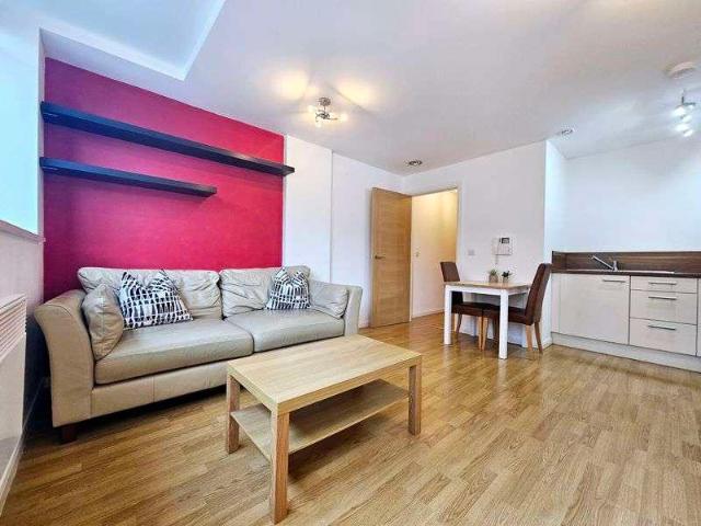 House for rent in Cavern Quarter, Calderstones