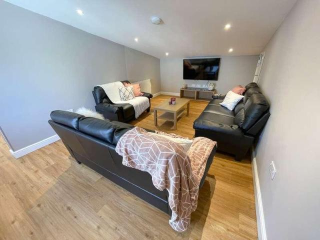 Apartment for rent in Canning / Georgian Quarter, Calderstones