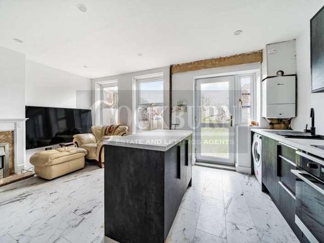House for rent in Mottingham, Greater London