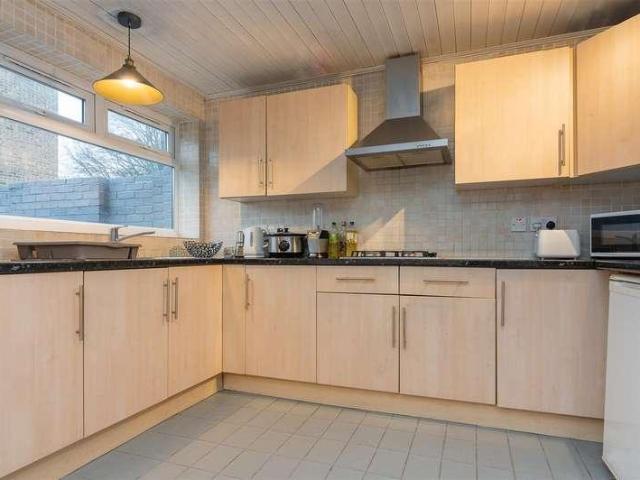 House for rent in Berrylands, Greater London