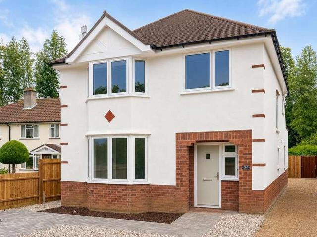 House for rent in Barnwell, Arbury