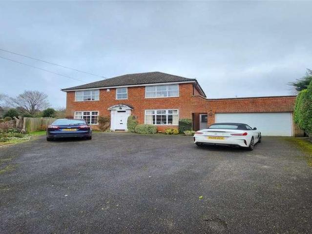 House for rent in Gerrards Cross, Tatling End