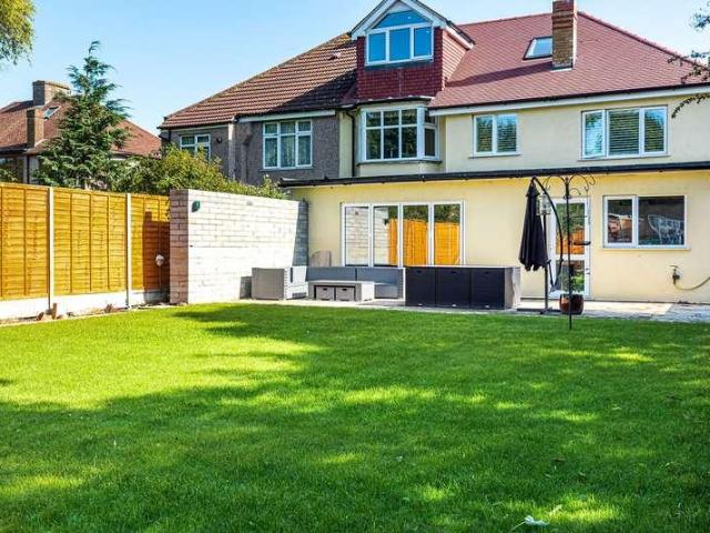 House for rent in Well Hall, Greater London