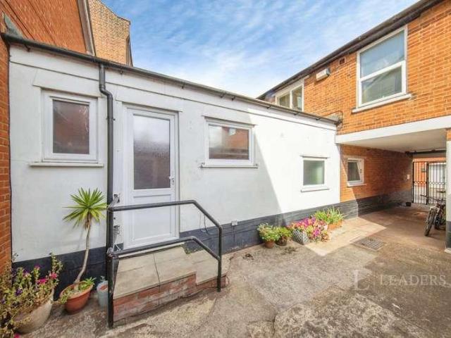 House for rent in Whitton, Key Street