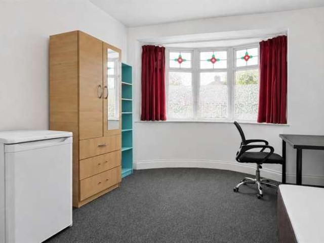 House for rent in Barkingside, Greater London