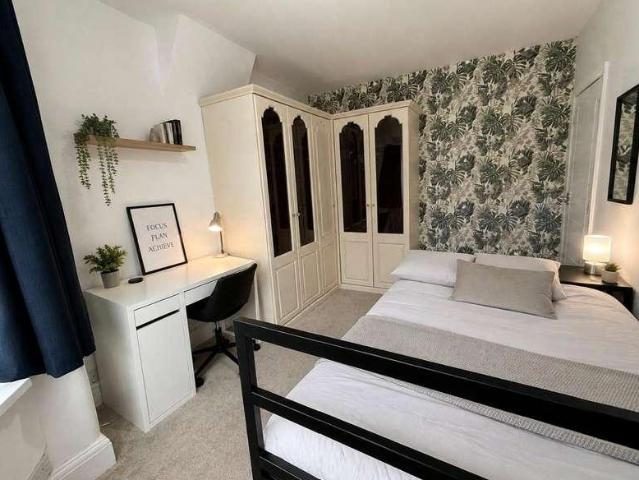 House for rent in Georgia, Greater Manchester